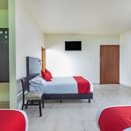 Oyo Hotel Emperadores Inn, Atlixco Dış mekan fotoğraf