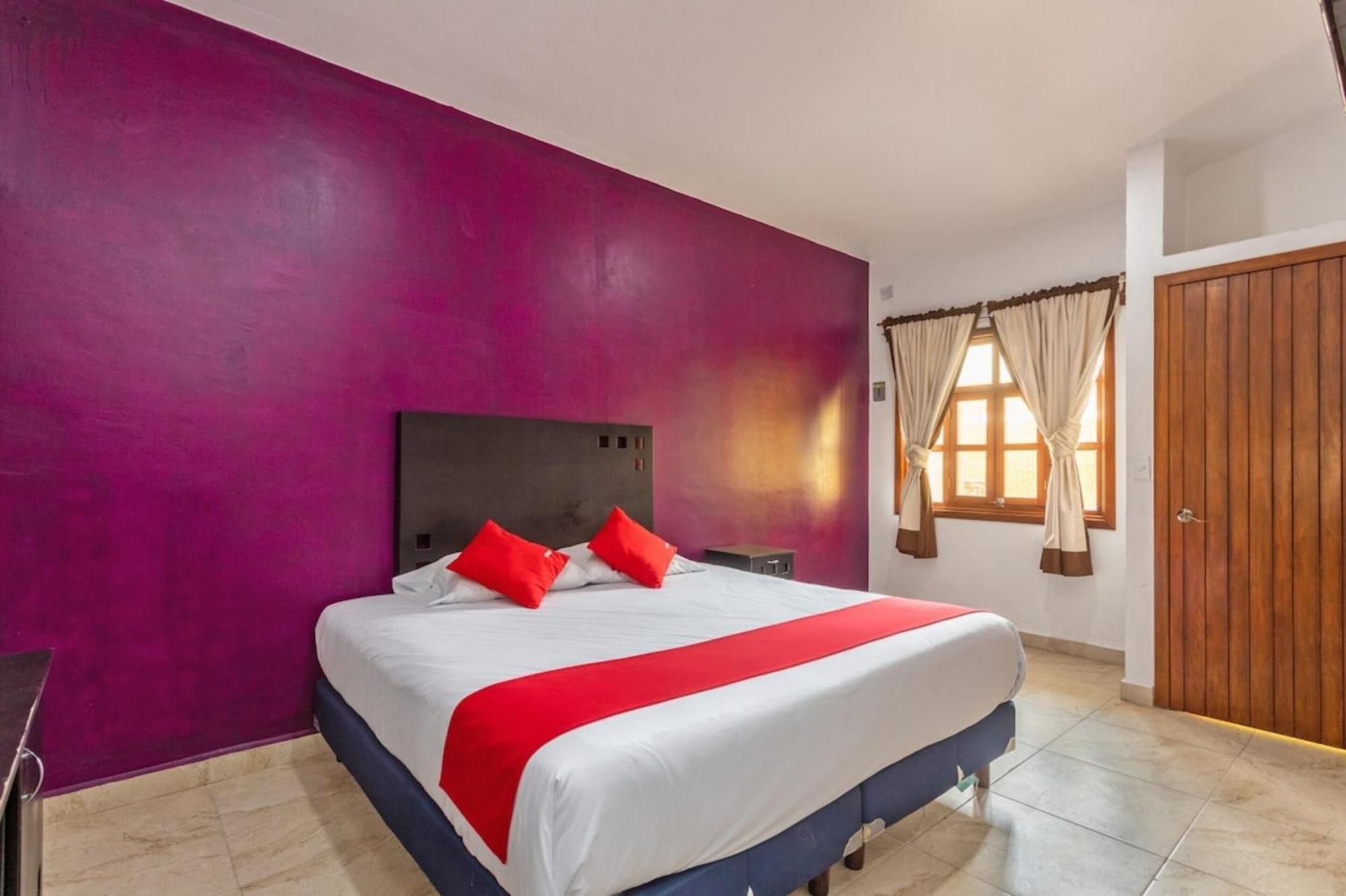 Oyo Hotel Emperadores Inn, Atlixco Dış mekan fotoğraf