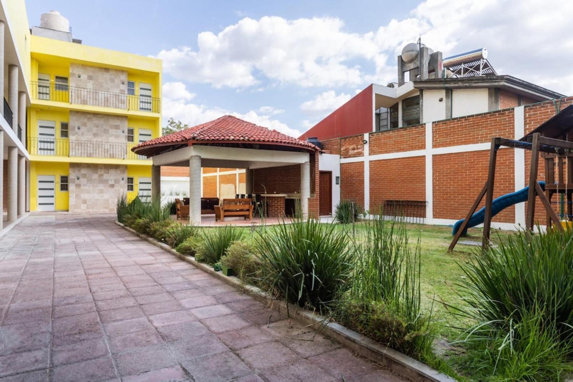 Oyo Hotel Emperadores Inn, Atlixco Dış mekan fotoğraf